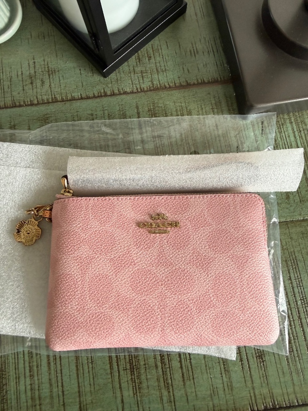 NWT Coach Corner Zip Pouch - Powder Pink CEF72